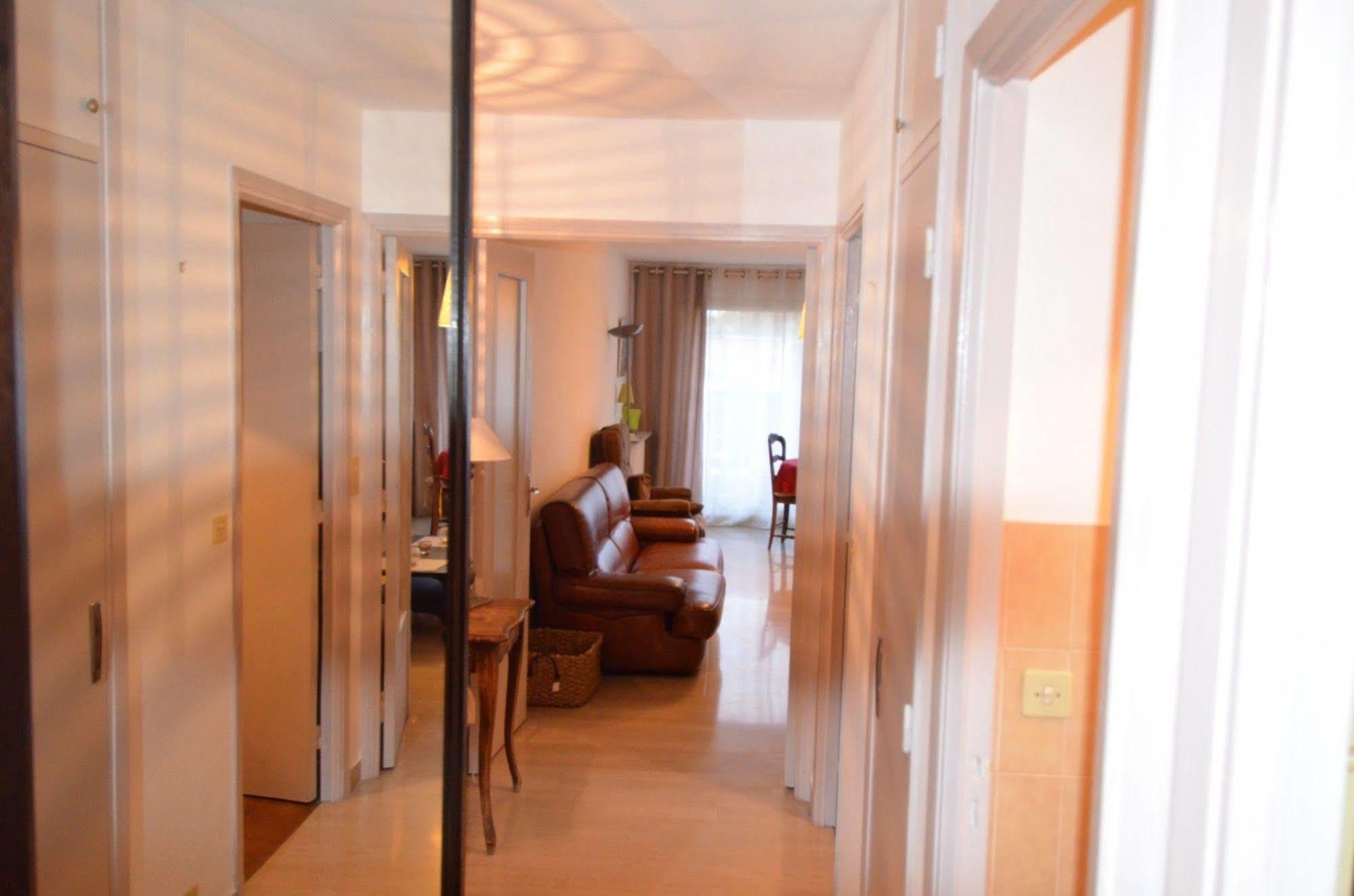 Appartement 6 Personnes Avec Terrasse Le Port Nice Eksteriør billede