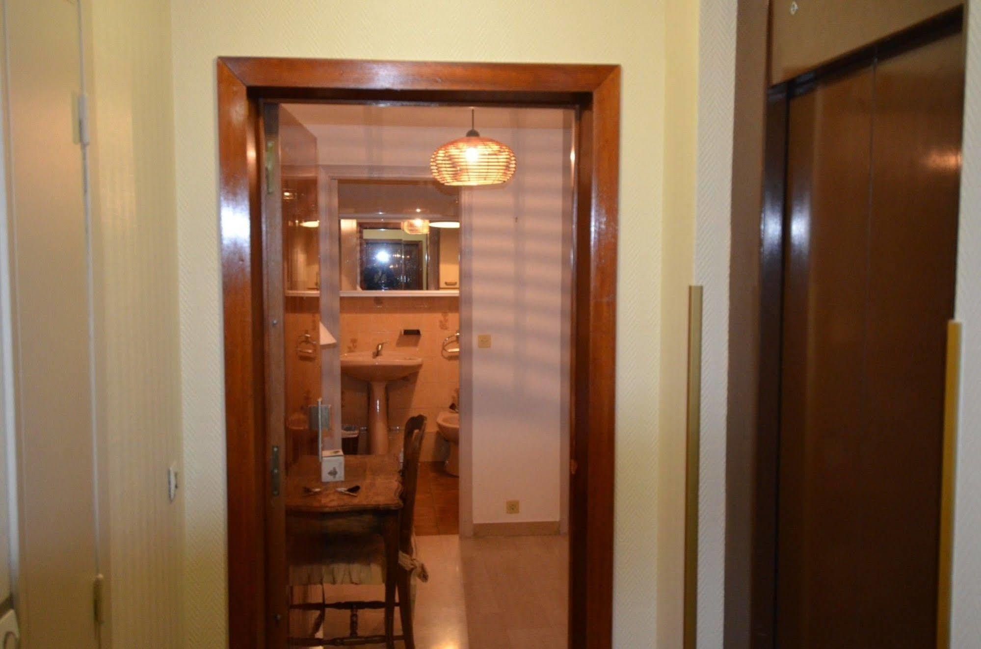 Appartement 6 Personnes Avec Terrasse Le Port Nice Eksteriør billede