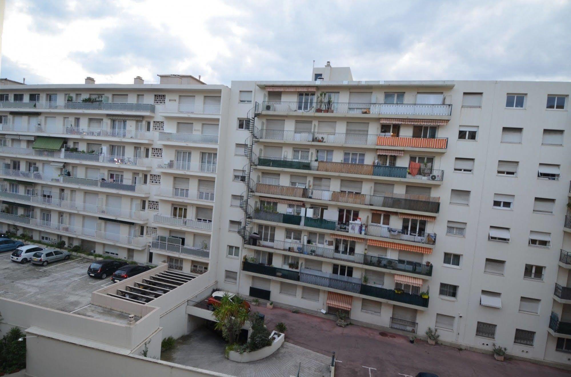 Appartement 6 Personnes Avec Terrasse Le Port Nice Eksteriør billede