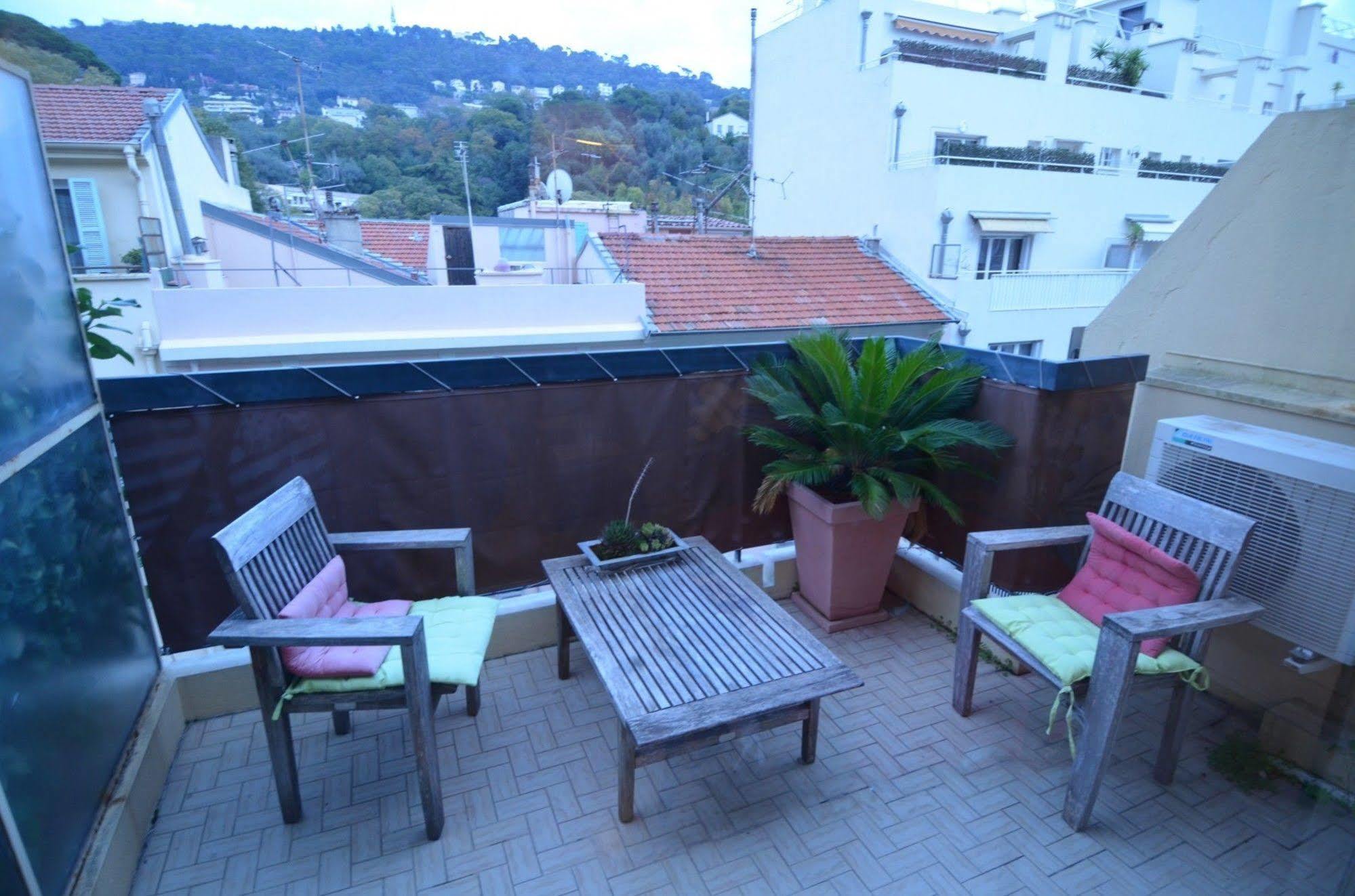 Appartement 6 Personnes Avec Terrasse Le Port Nice Eksteriør billede